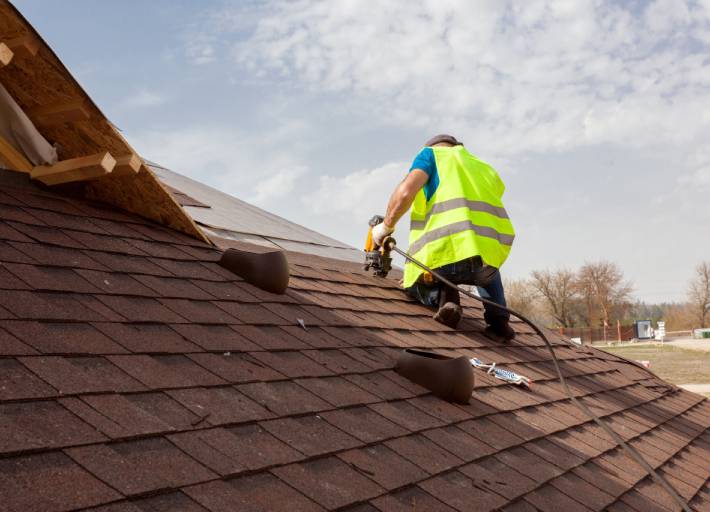 Roof Repair in Knobtown, MO
