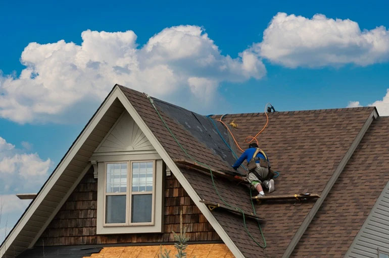 Roof Repair in Knobtown, MO